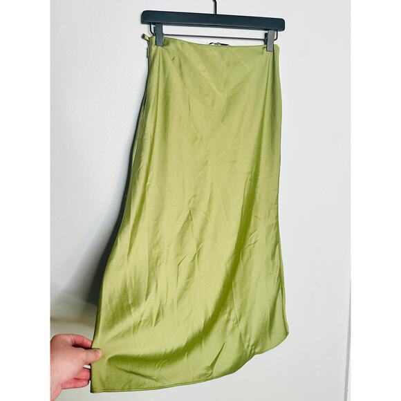 JASON WU Green Satin Side Zipper Sleek Silhouette Slip Style Skirt Size Size 4 - Picture 4 of 13